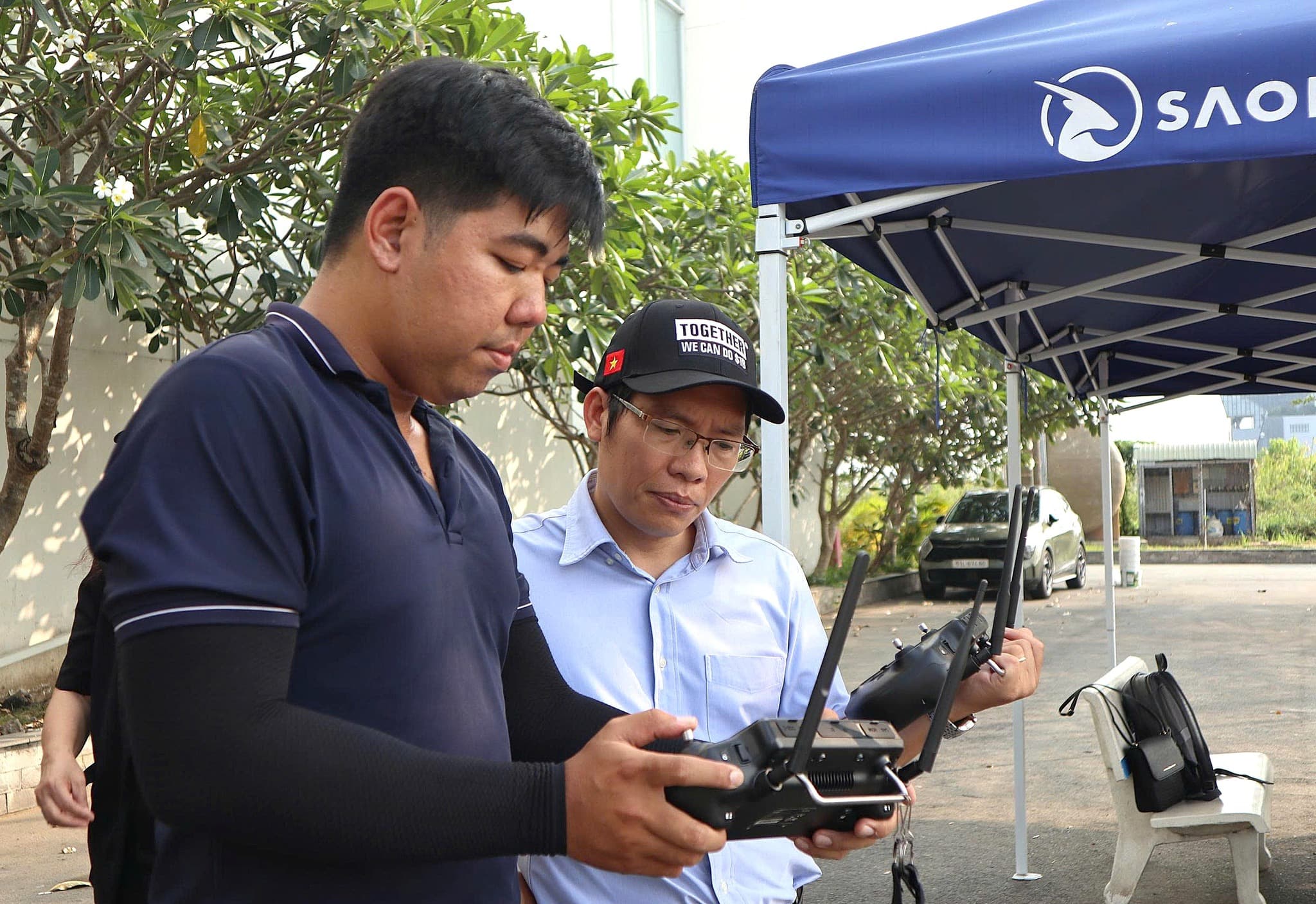 SINH VIÊN HỌC VIỆN HÀNG KHÔNG VIỆT NAM BƯỚC VÀO CUỘC ĐUA LÀM CHỦ UAV